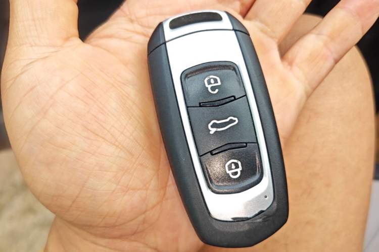 Used Geely Galaxy Panda 2024 200km Panda Kart Vehicle Key