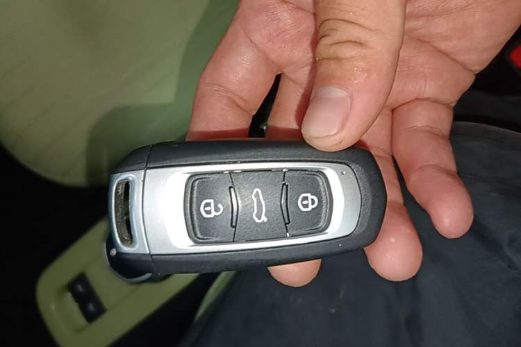Used Geely Galaxy Panda 2024 Panda Mini 200km Longteng PRO Edition Vehicle Key