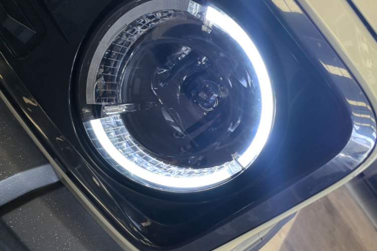 Used Geely Galaxy Panda 2024 200km Panda Rider Left Front Headlight