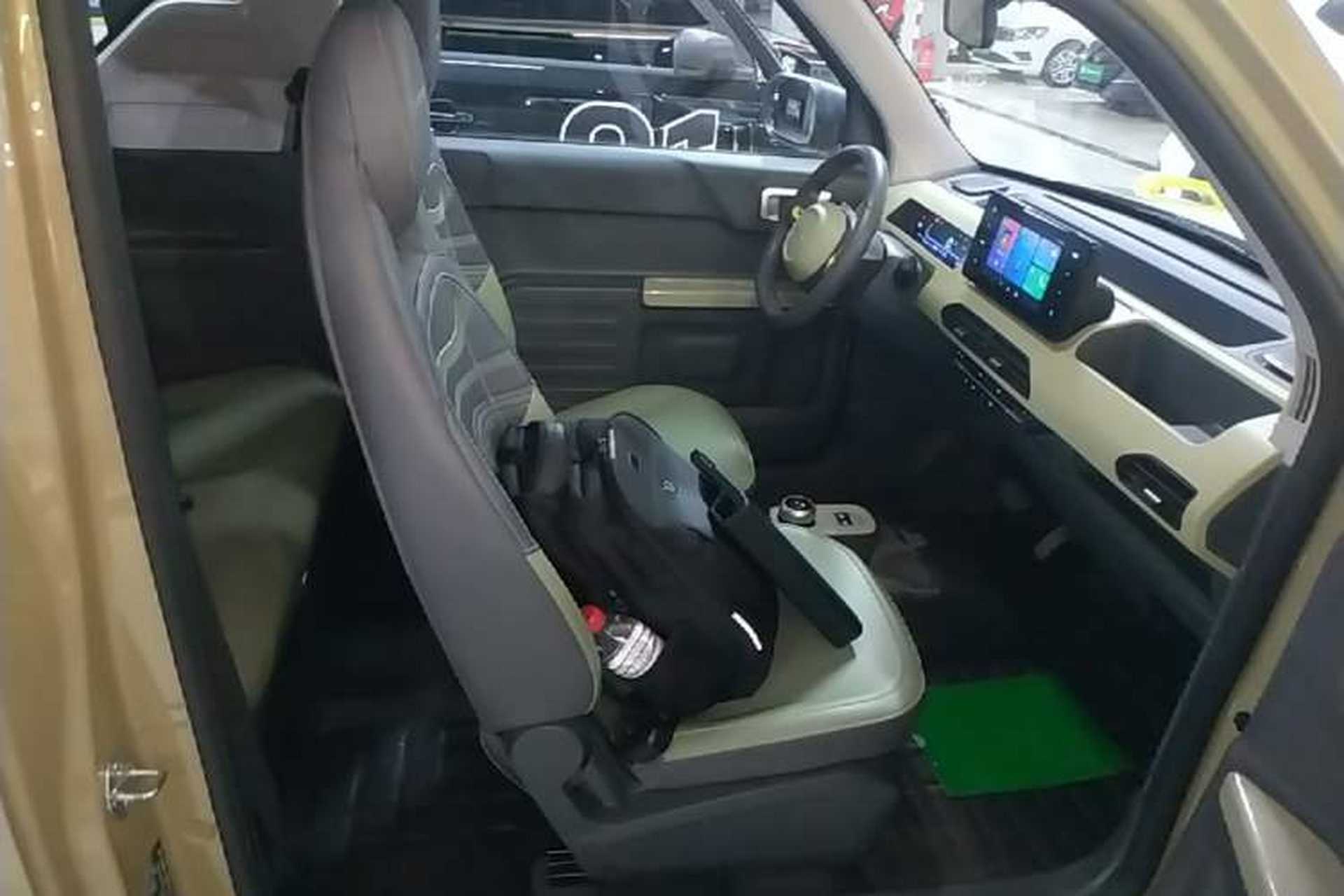 Used Geely Galaxy Panda 2024 200km Panda Rider Right Front Seat