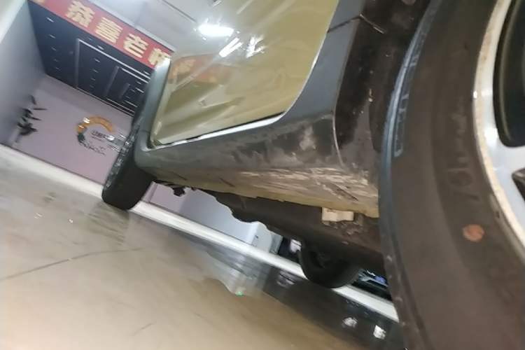 Used Geely Galaxy Panda 2024 200km Panda Rider Right Side Sill