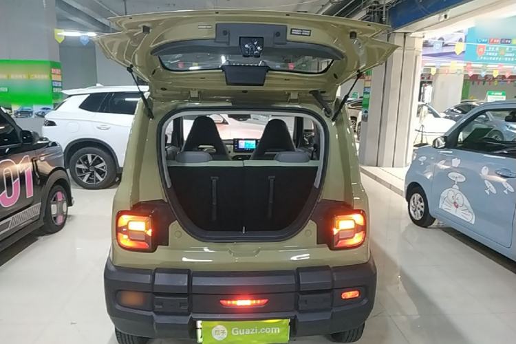 Used Geely Galaxy Panda 2024 200km Panda Rider Trunk