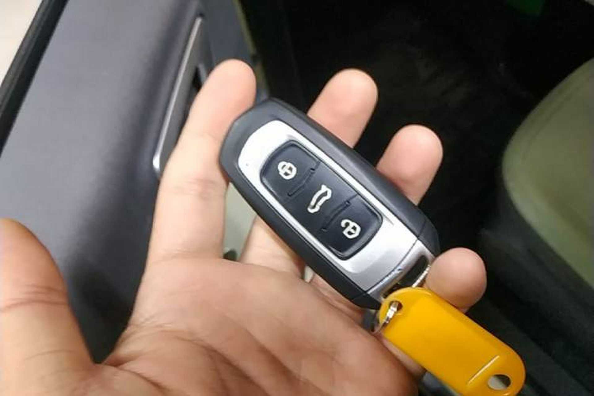 Used Geely Galaxy Panda 2024 200km Panda Rider Vehicle Key