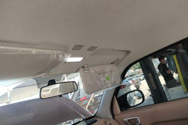 Used Geely Galaxy Panda 2024 Panda Mini 200km Endurance Bear Headliner