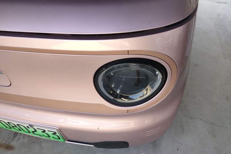 Used Geely Galaxy Panda 2024 Panda Mini 200km Endurance Bear Left Front Headlight