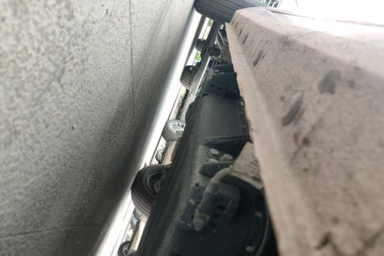 Used Geely Galaxy Panda 2024 Panda Mini 200km Endurance Bear Chassis Front Right