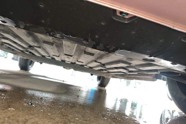 Used Geely Galaxy Panda 2024 Panda Mini 200km Endurance Bear Chassis Front
