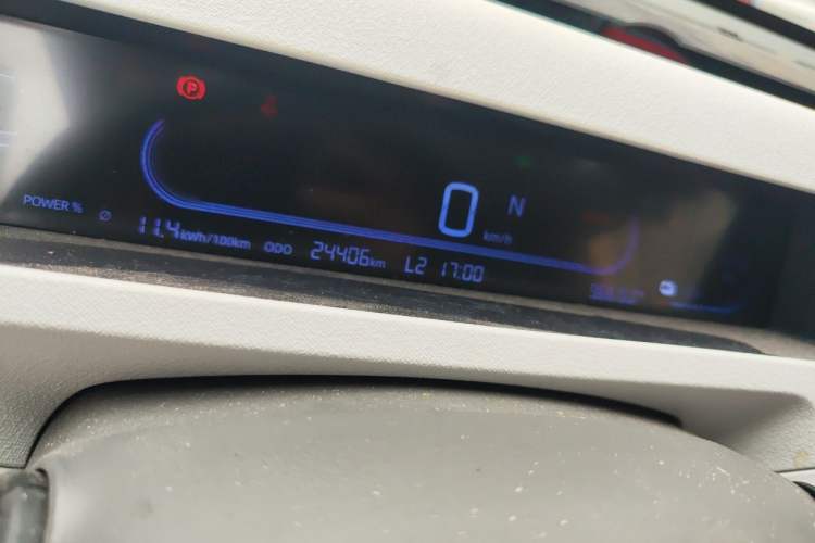 Used Geely Galaxy Panda 2024 200km Panda Kart Odometer Close Up