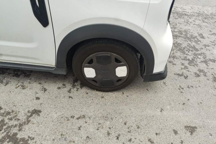 Used Geely Galaxy Panda 2024 200km Panda Kart Right Front Wheel Hub