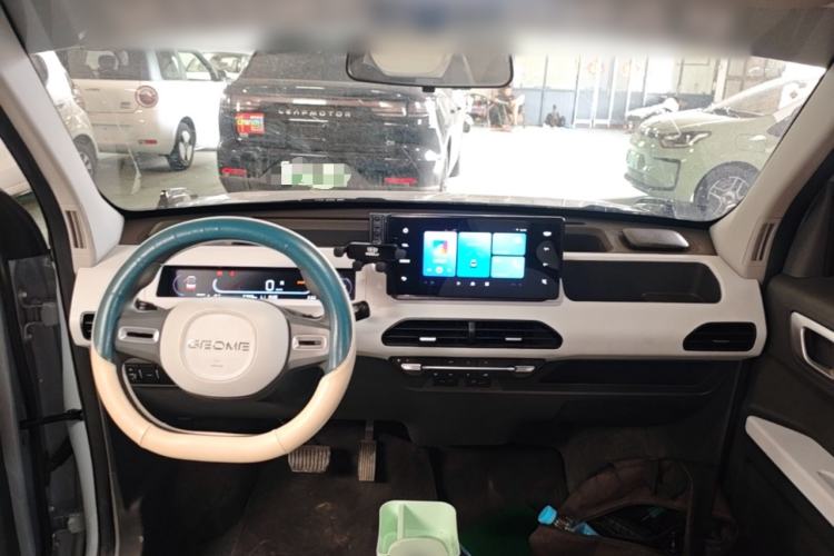 Used Geely Galaxy Panda 2024 200km Panda Kart Center Console