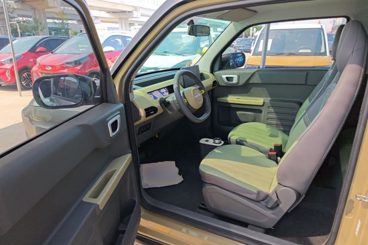 Used Geely Galaxy Panda 2024 200km Panda Rider Driver Seat
