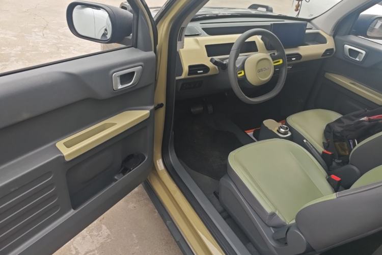 Used Geely Galaxy Panda 2024 200km Panda Rider Driver Seat