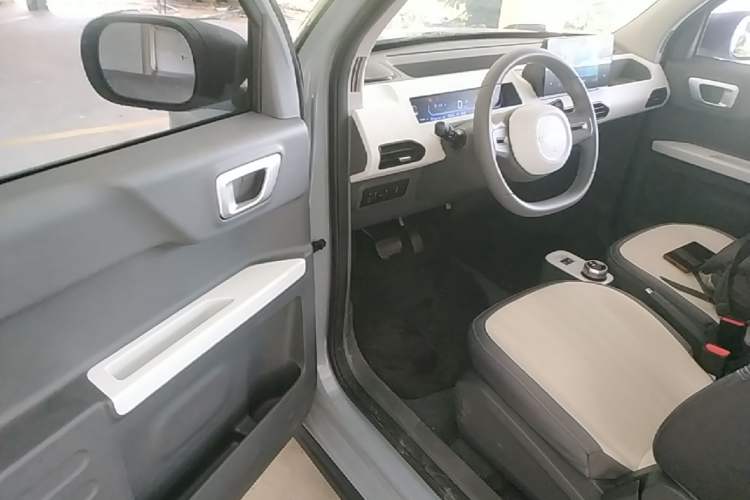 Used Geely Galaxy Panda 2024 200km Panda Kart Driver Seat