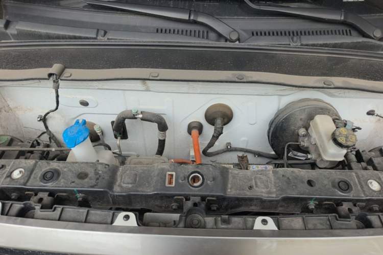 Used Geely Galaxy Panda 2024 200km Panda Rider Engine Bay
