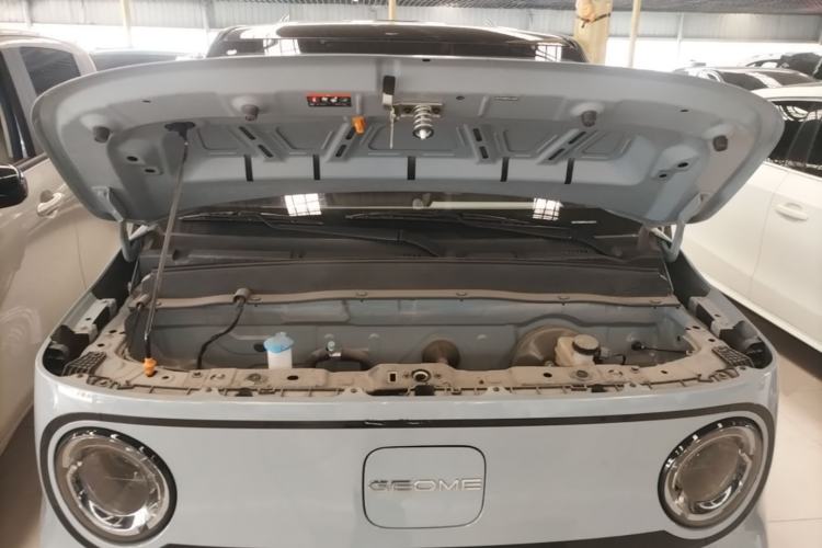 Used Geely Galaxy Panda 2024 200km Panda Kart Engine Bay
