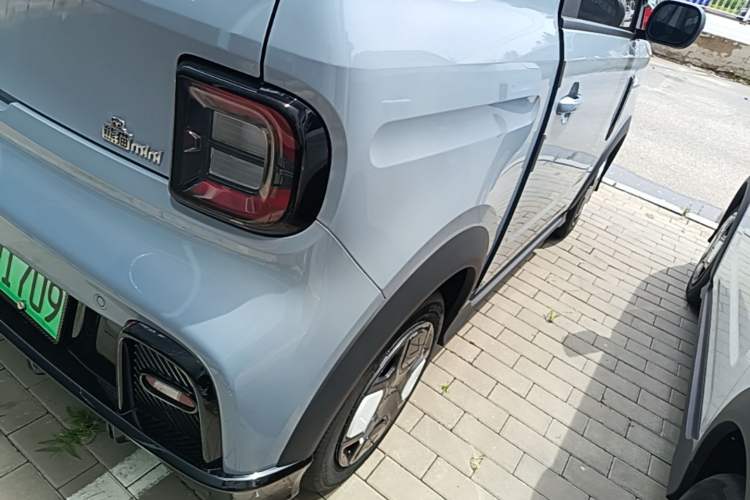 Used Geely Galaxy Panda 2024 200km Panda Kart Exterior 3