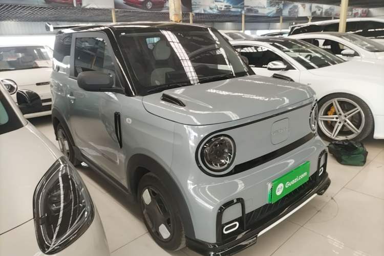 Used Geely Galaxy Panda 2024 200km Panda Kart Front Right 45 Deg