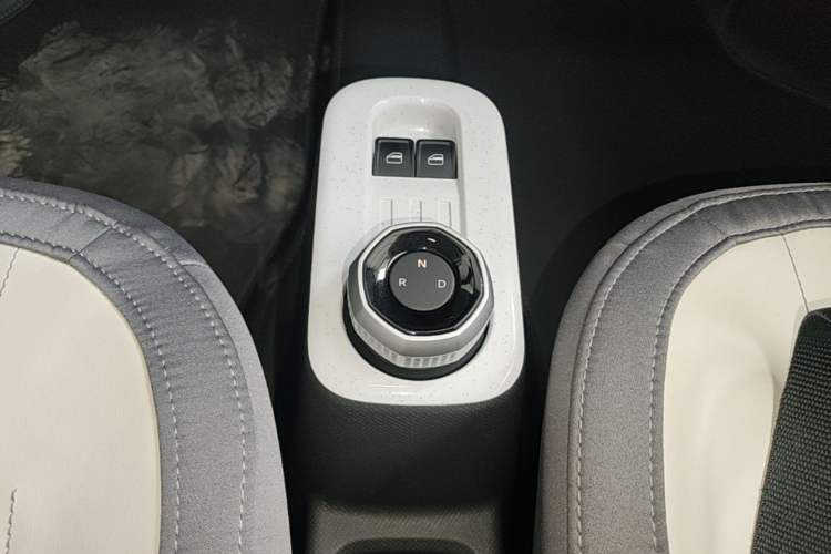 Used Geely Galaxy Panda 2024 200km Panda Kart Gear Lever
