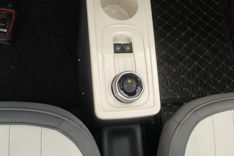 Used Geely Galaxy Panda 2024 200km Panda Kart Gear Lever