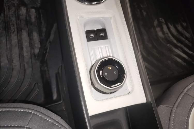 Used Geely Galaxy Panda 2024 200km Panda Kart Gear Lever