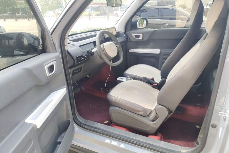 Used Geely Galaxy Panda 2024 200km Panda Kart Interior 2