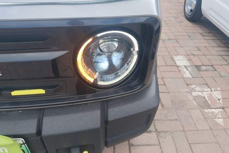 Used Geely Galaxy Panda 2024 200km Panda Rider Left Front Headlight