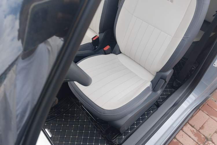 Used Geely Galaxy Panda 2024 200km Panda Kart Left Front Seat
