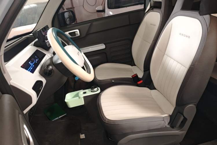 Used Geely Galaxy Panda 2024 200km Panda Kart Left Front Seat