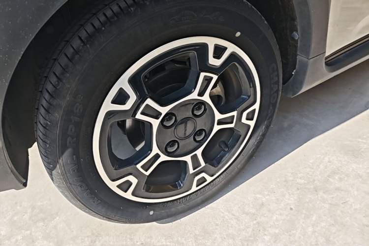 Used Geely Galaxy Panda 2024 200km Panda Rider Left Front Wheel Hub