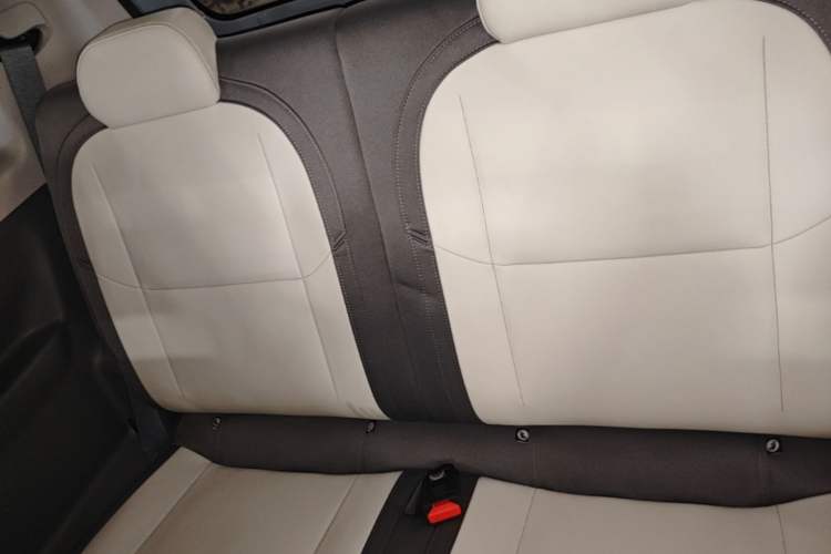 Used Geely Galaxy Panda 2024 200km Panda Kart Left Rear Seat