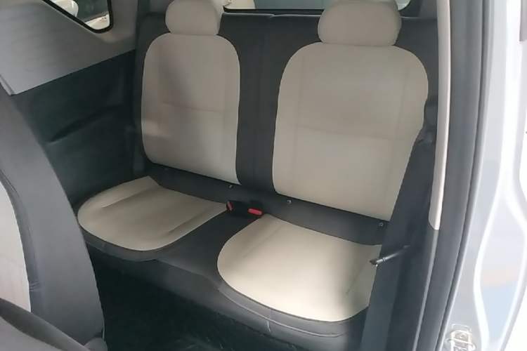 Used Geely Galaxy Panda 2024 200km Panda Kart Left Rear Seat