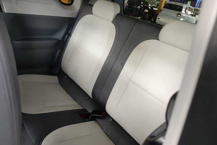 Used Geely Galaxy Panda 2024 200km Panda Kart Left Rear Seat