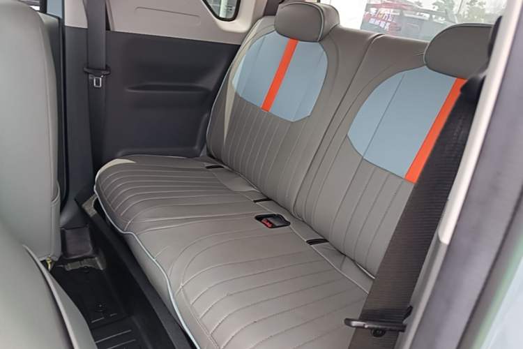 Used Geely Galaxy Panda 2024 200km Panda Kart Left Rear Seat