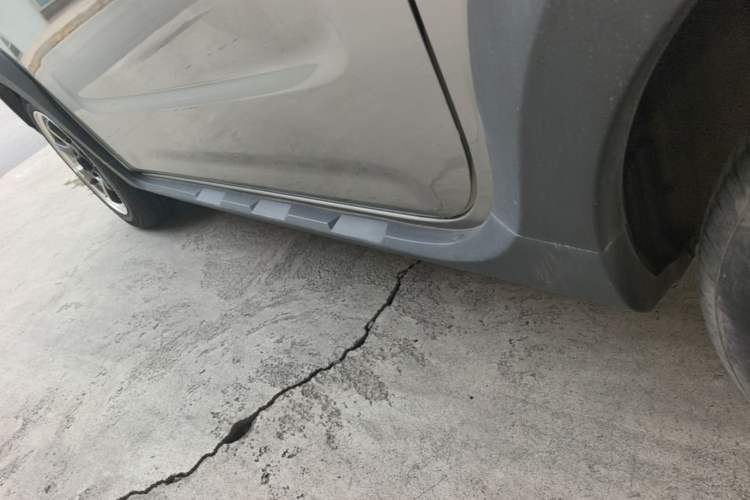 Used Geely Galaxy Panda 2024 200km Panda Rider Left Side Sill