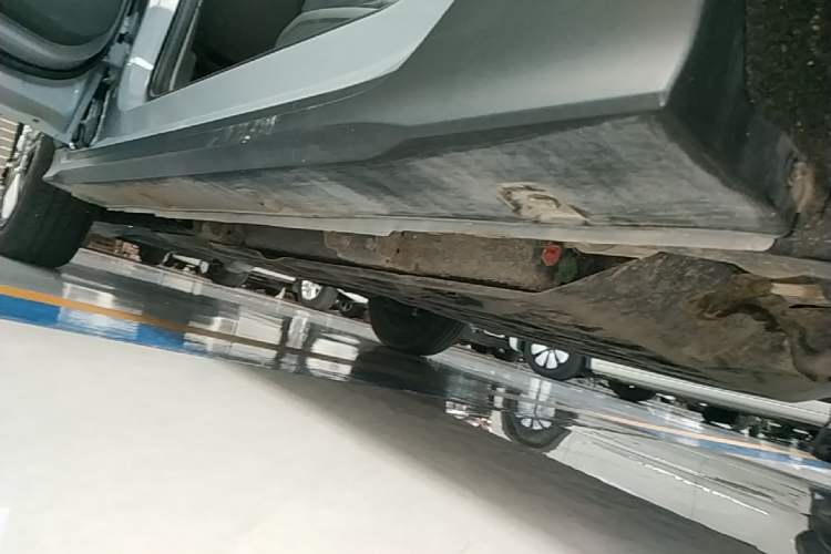 Used Geely Galaxy Panda 2024 200km Panda Kart Left Side Sill