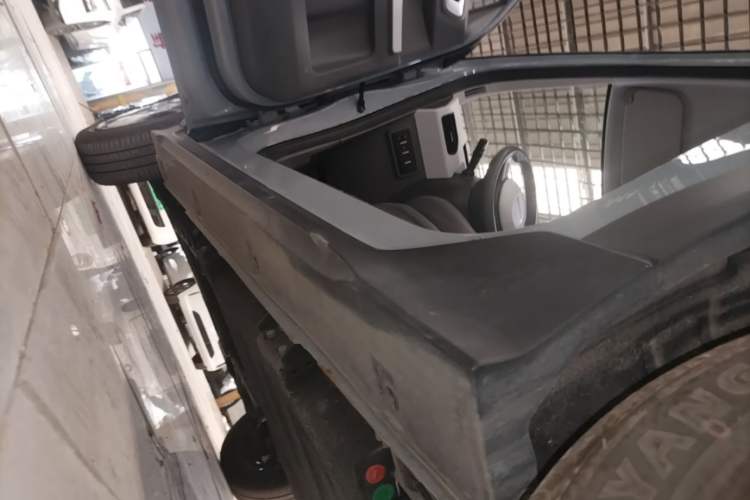 Used Geely Galaxy Panda 2024 200km Panda Kart Left Side Sill
