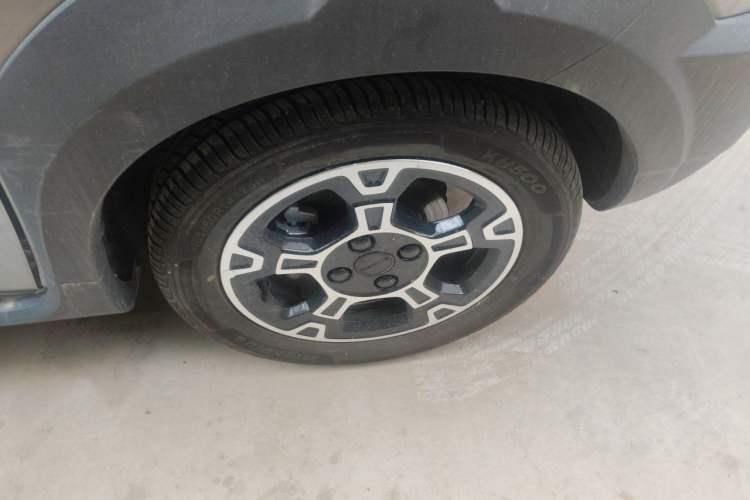 Used Geely Galaxy Panda 2024 200km Panda Rider Right Front Wheel Hub