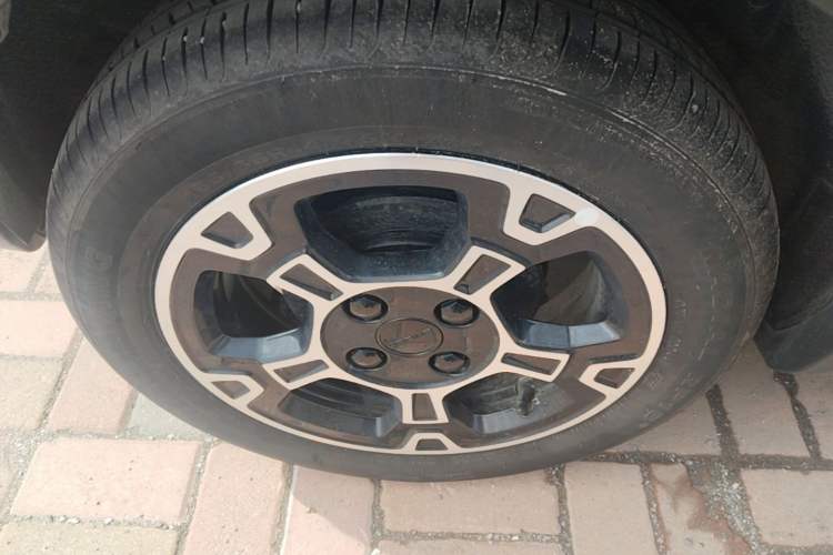 Used Geely Galaxy Panda 2024 200km Panda Rider Right Rear Wheel Hub