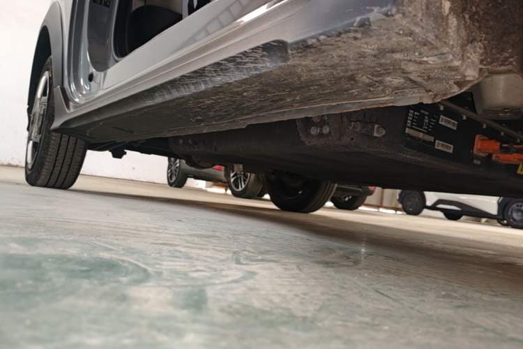 Used Geely Galaxy Panda 2024 200km Panda Kart Right Side Sill