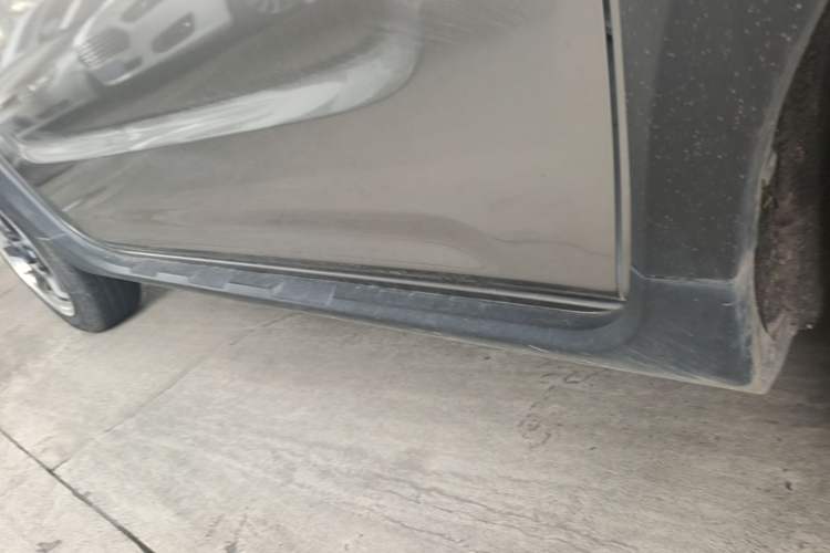 Used Geely Galaxy Panda 2024 200km Panda Rider Right Side Sill