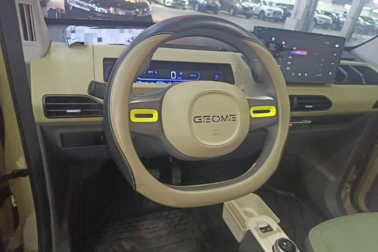 Used Geely Galaxy Panda 2024 200km Panda Rider Steering Wheel