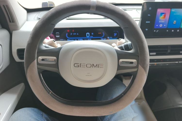 Used Geely Galaxy Panda 2024 200km Panda Rider Steering Wheel