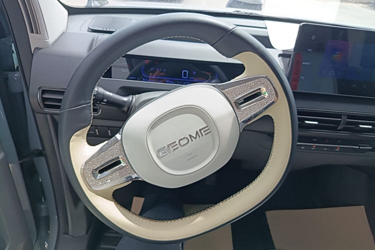 Used Geely Galaxy Panda 2024 200km Panda Kart Steering Wheel