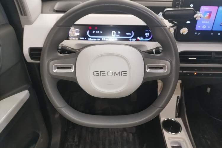 Used Geely Galaxy Panda 2024 200km Panda Kart Steering Wheel