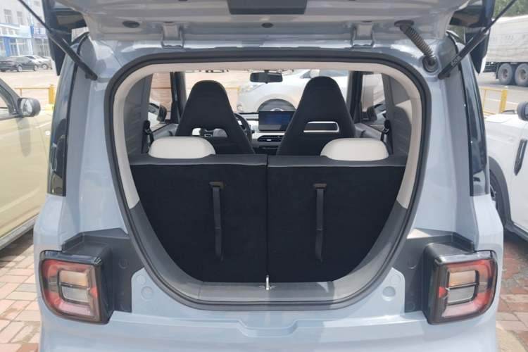 Used Geely Galaxy Panda 2024 200km Panda Kart Trunk