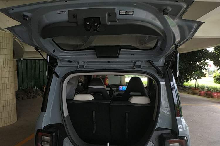 Used Geely Galaxy Panda 2024 200km Panda Kart Trunk