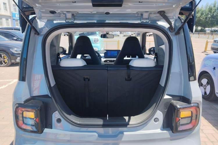 Used Geely Galaxy Panda 2024 200km Panda Kart Trunk