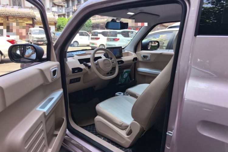 Used Geely Galaxy Panda 2024 Panda Mini 200km Endurance Bear Driver Seat