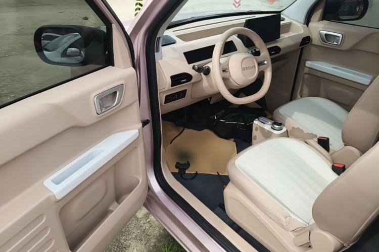 Used Geely Galaxy Panda 2024 Panda Mini 200km Endurance Bear Driver Seat