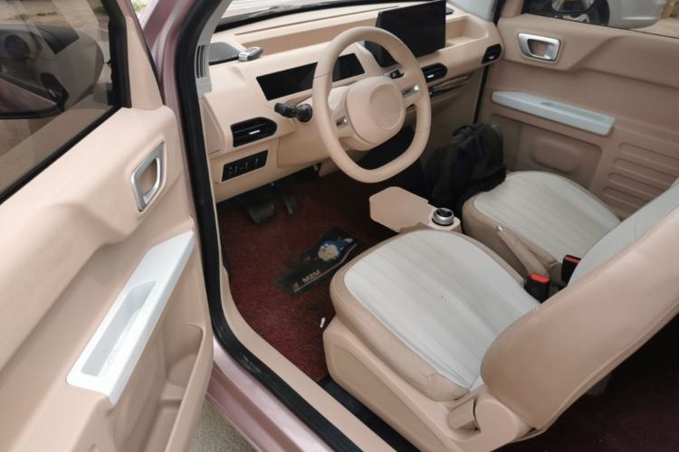 Used Geely Galaxy Panda 2024 Panda Mini 200km Endurance Bear Driver Seat